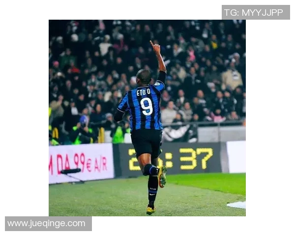 世界足球巨星风采全景图 每位球员背后的传奇与成就解析